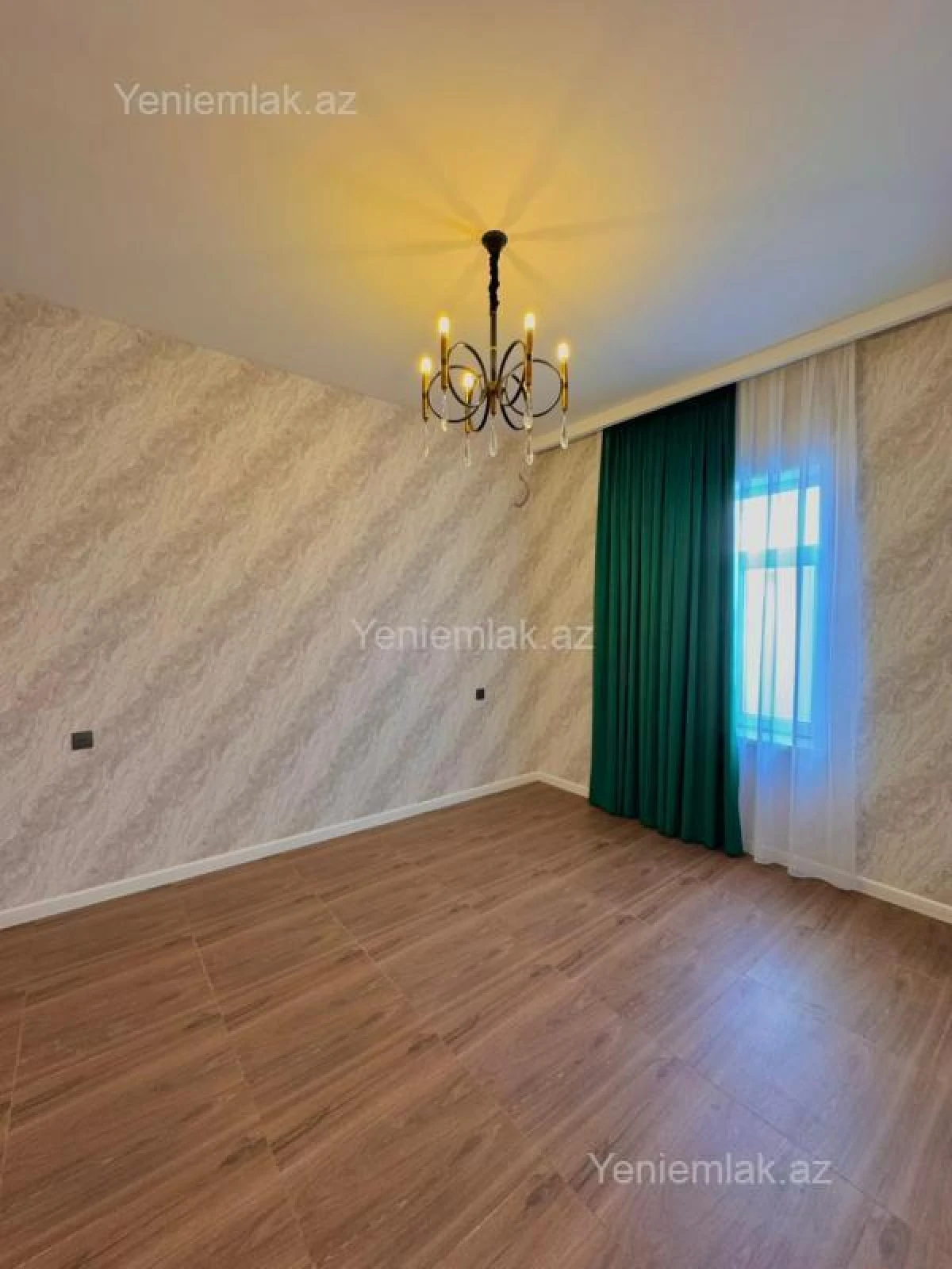 Satılır 4 otaqlı həyət evi 160 m²