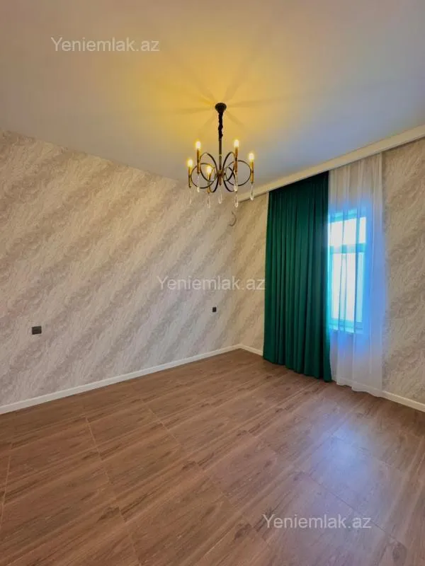 Satılır 4 otaqlı həyət evi 160 m²