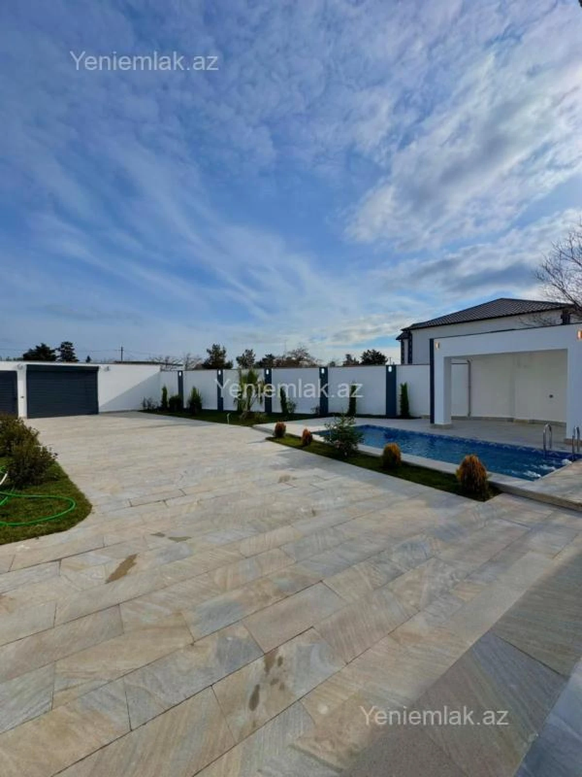 Satılır 4 otaqlı həyət evi 160 m²