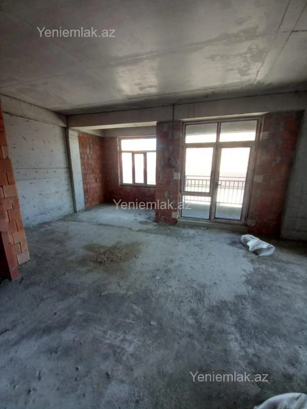Satılır 2 otaqlı yeni tikili 91.3 m²