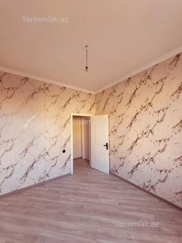 Satılır 4 otaqlı həyət evi 180 m²