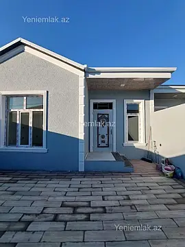 Satılır 4 otaqlı həyət evi 180 m²