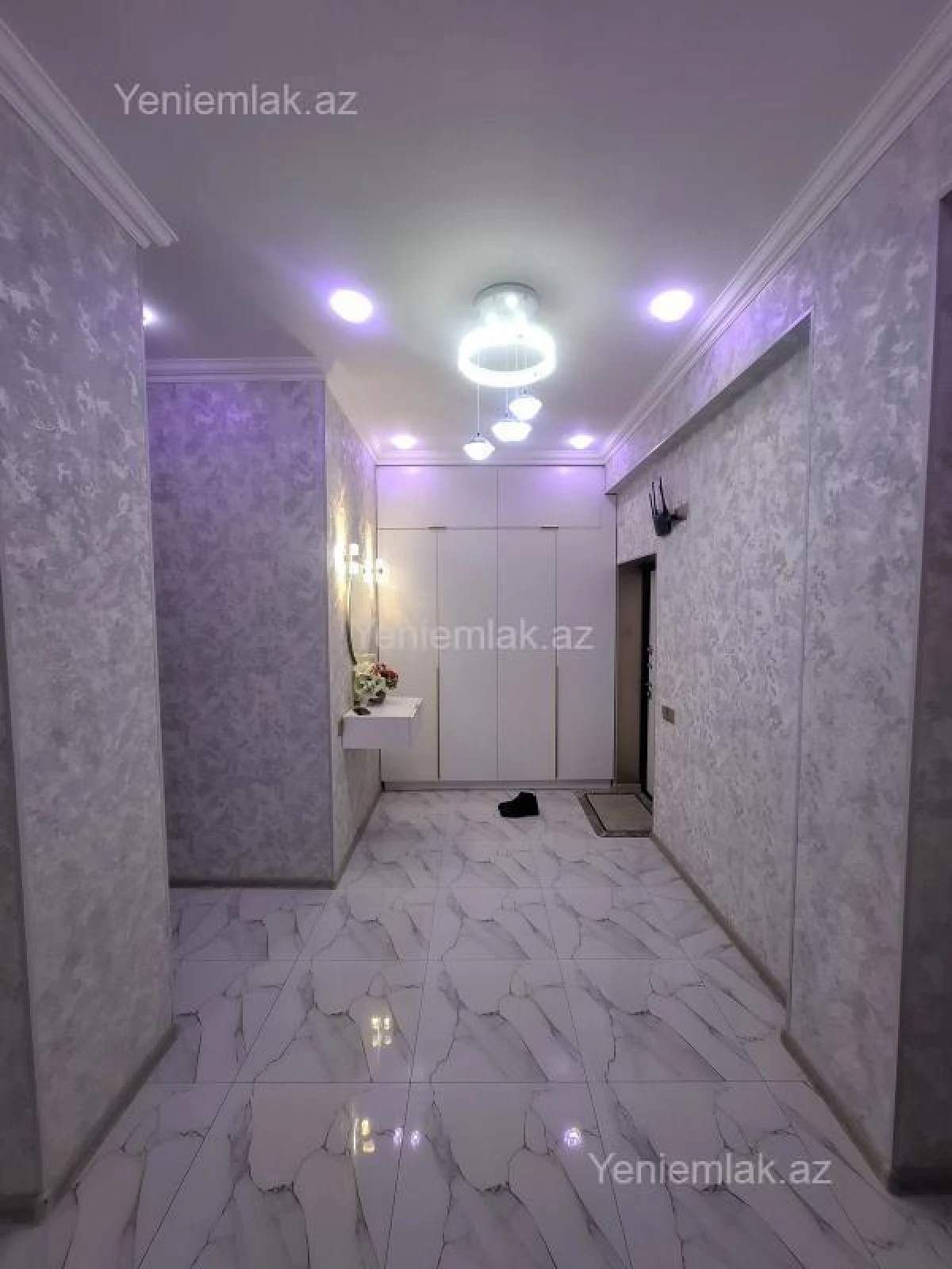 Satılır 2 otaqlı yeni tikili 78 m²
