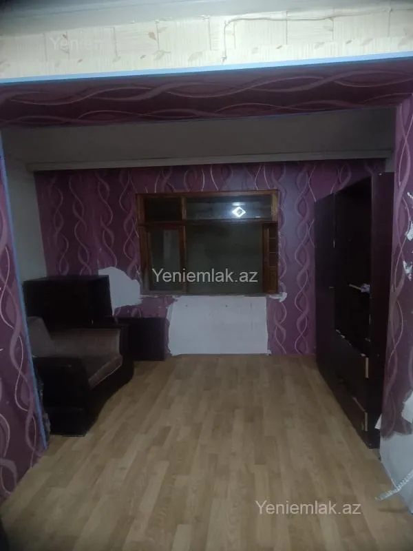 Satılır 1 otaqlı köhnə tikili 33 m²