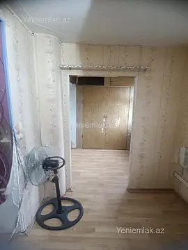 Satılır 1 otaqlı köhnə tikili 33 m²