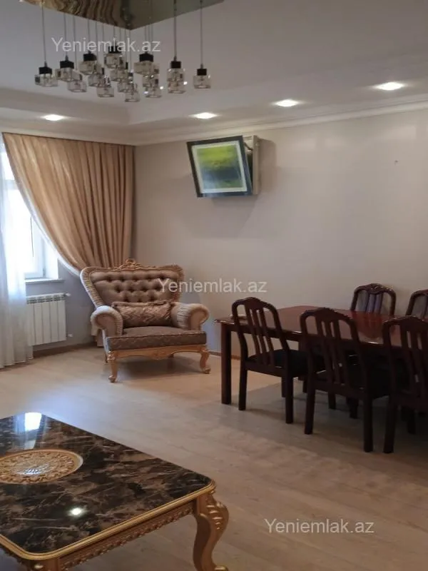 Satılır 4 otaqlı yeni tikili 132 m²