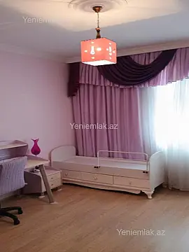 Satılır 4 otaqlı yeni tikili 132 m²