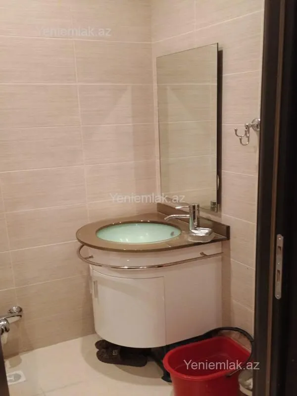 Satılır 4 otaqlı yeni tikili 132 m²