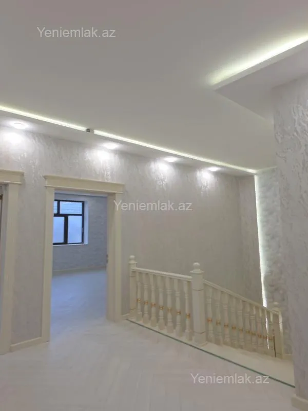 Satılır 10 otaqlı həyət evi 360 m²