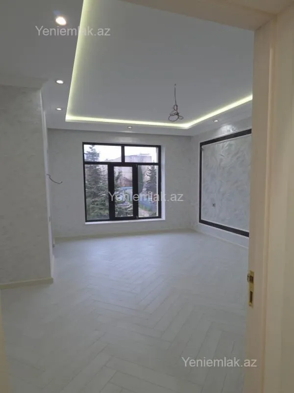 Satılır 10 otaqlı həyət evi 360 m²