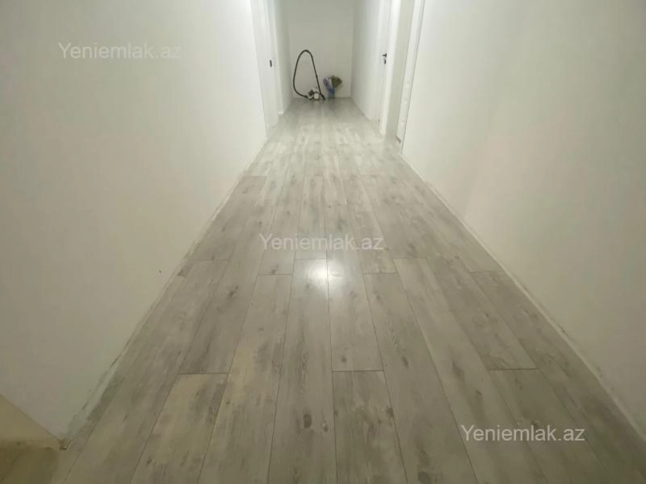 Satılır 4 otaqlı həyət evi 175 m²