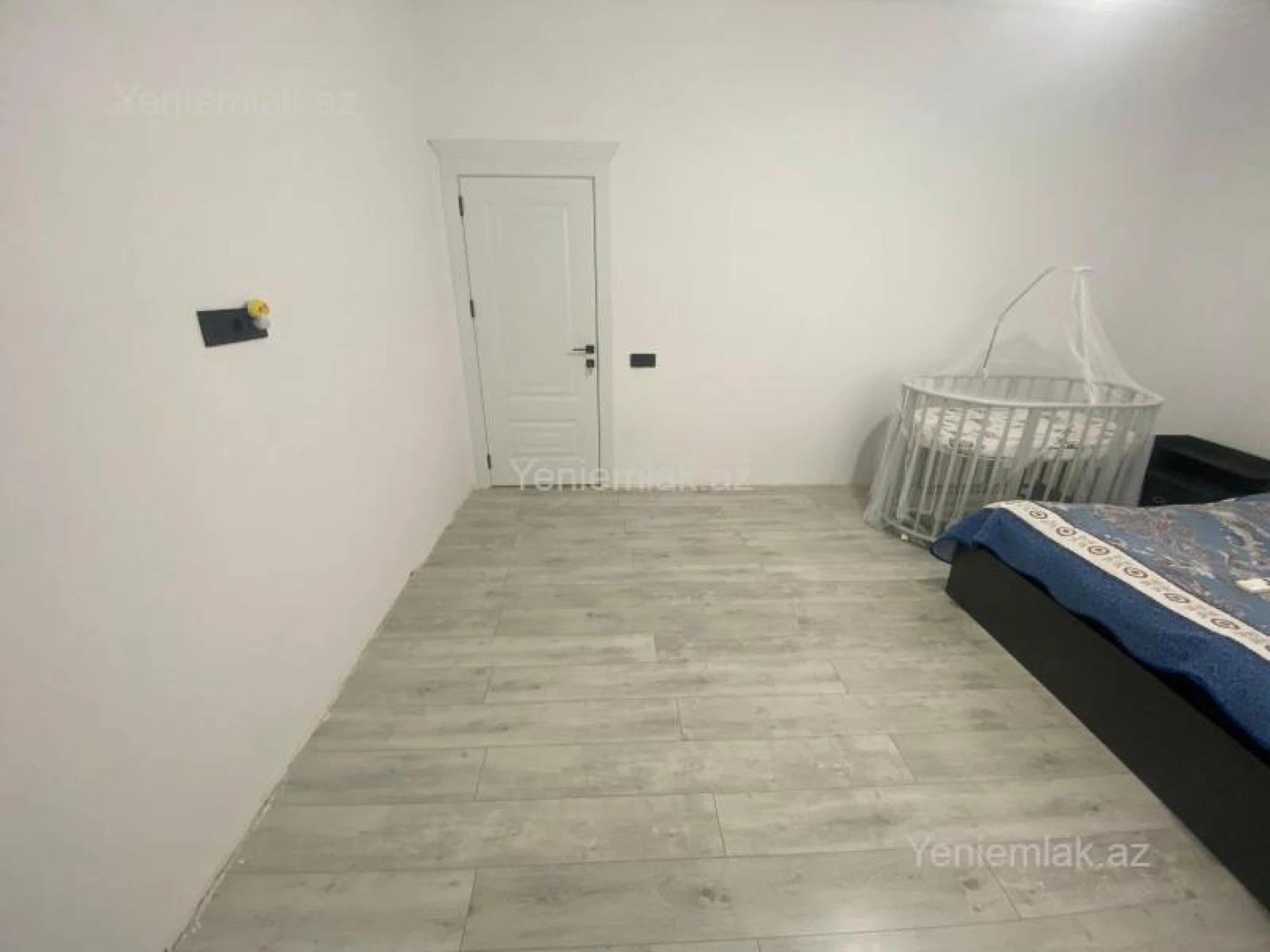 Satılır 4 otaqlı həyət evi 175 m²