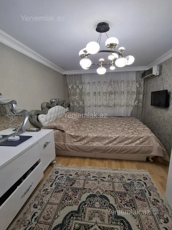 Satılır 3 otaqlı köhnə tikili 70 m²