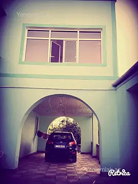 Satılır 7 otaqlı həyət evi 220 m²