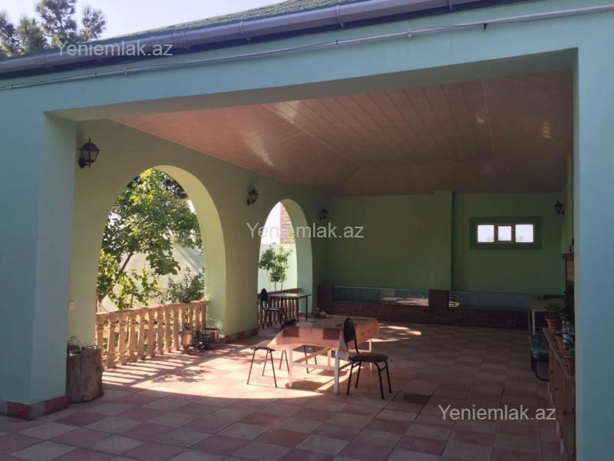 Satılır 7 otaqlı həyət evi 220 m²