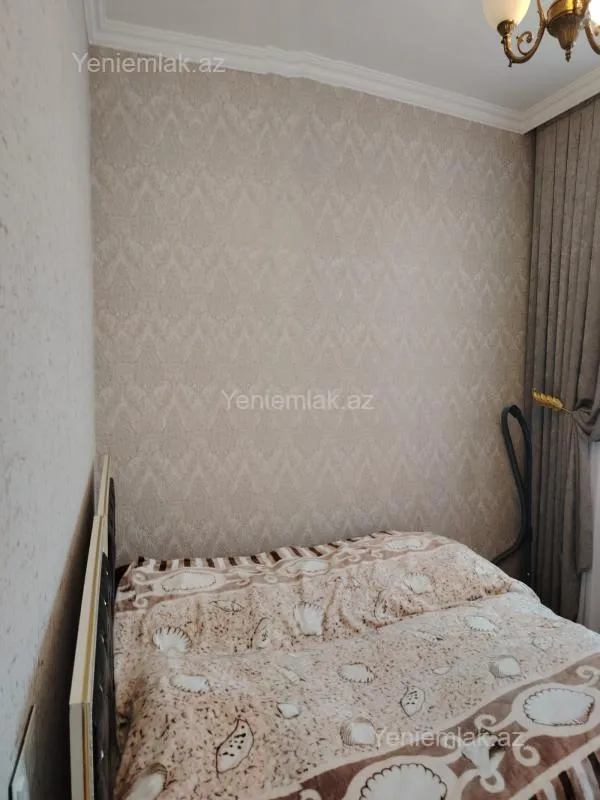 Satılır 4 otaqlı həyət evi 120 m²