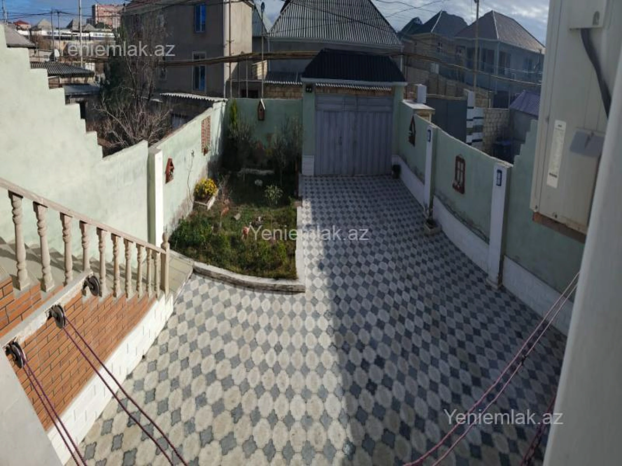 Satılır 4 otaqlı həyət evi 120 m²