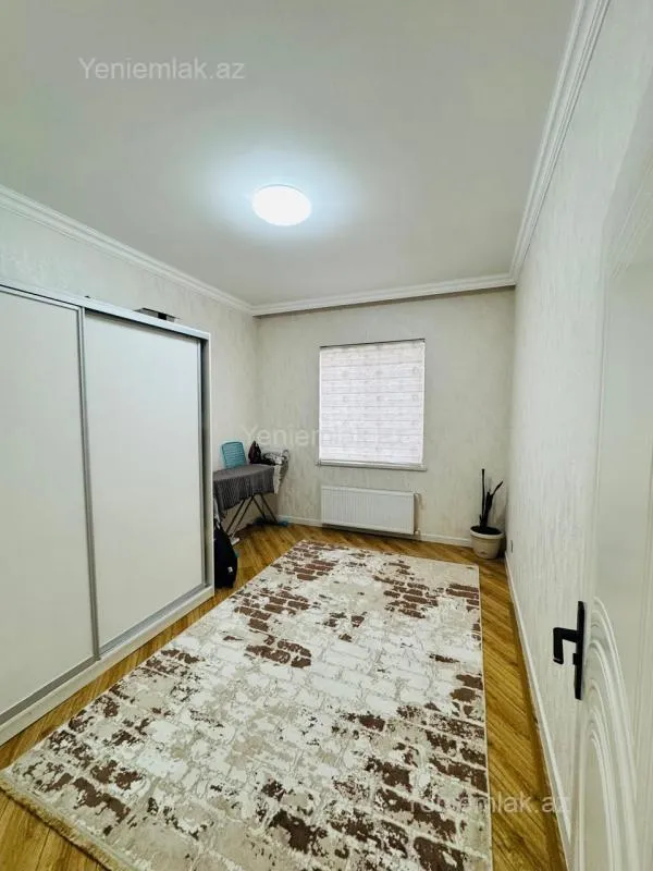 Satılır 4 otaqlı həyət evi 147 m²