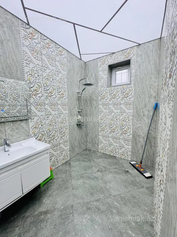 Satılır 4 otaqlı həyət evi 147 m²