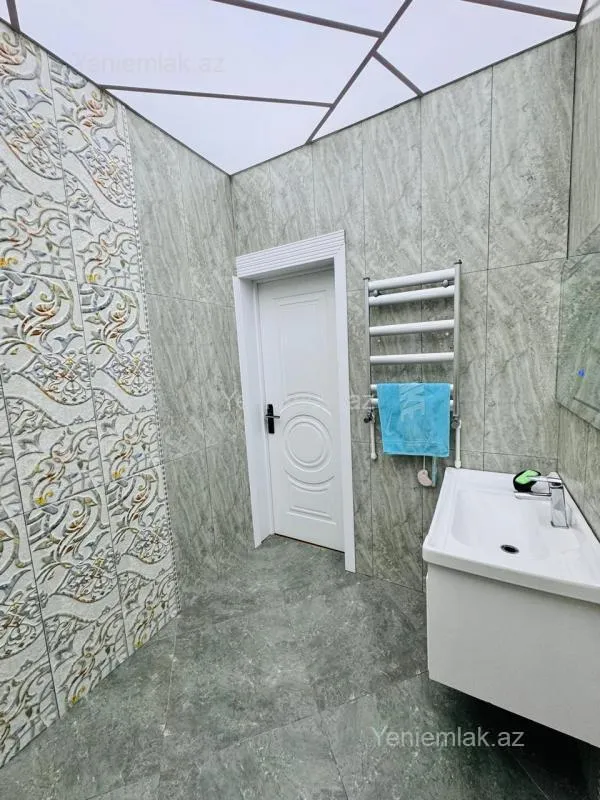 Satılır 4 otaqlı həyət evi 147 m²