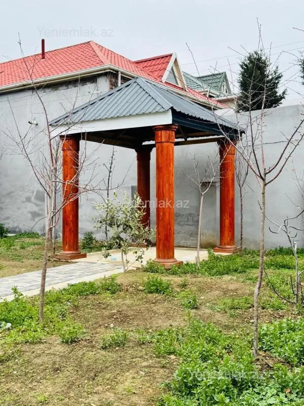 Satılır 4 otaqlı həyət evi 147 m²