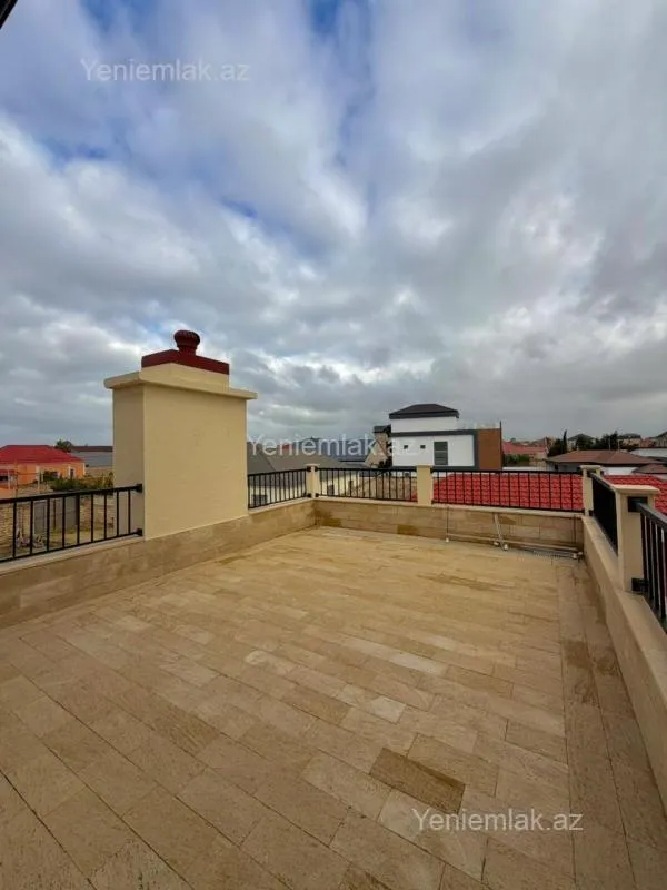 Satılır 6 otaqlı həyət evi 400 m²