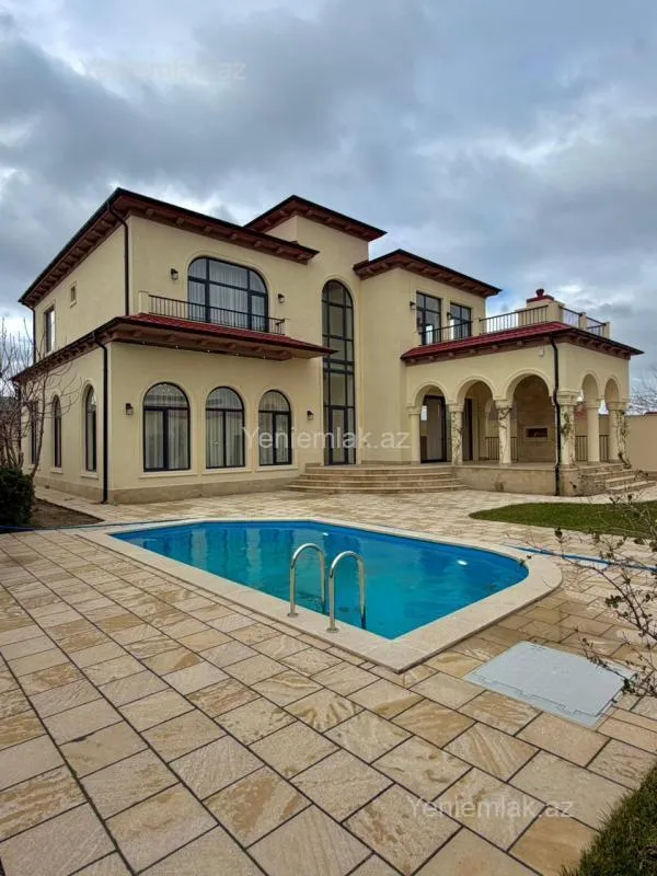 Satılır 6 otaqlı həyət evi 400 m²