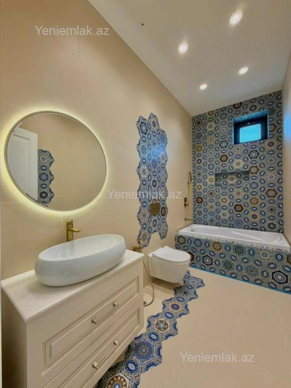 Satılır 6 otaqlı həyət evi 400 m²