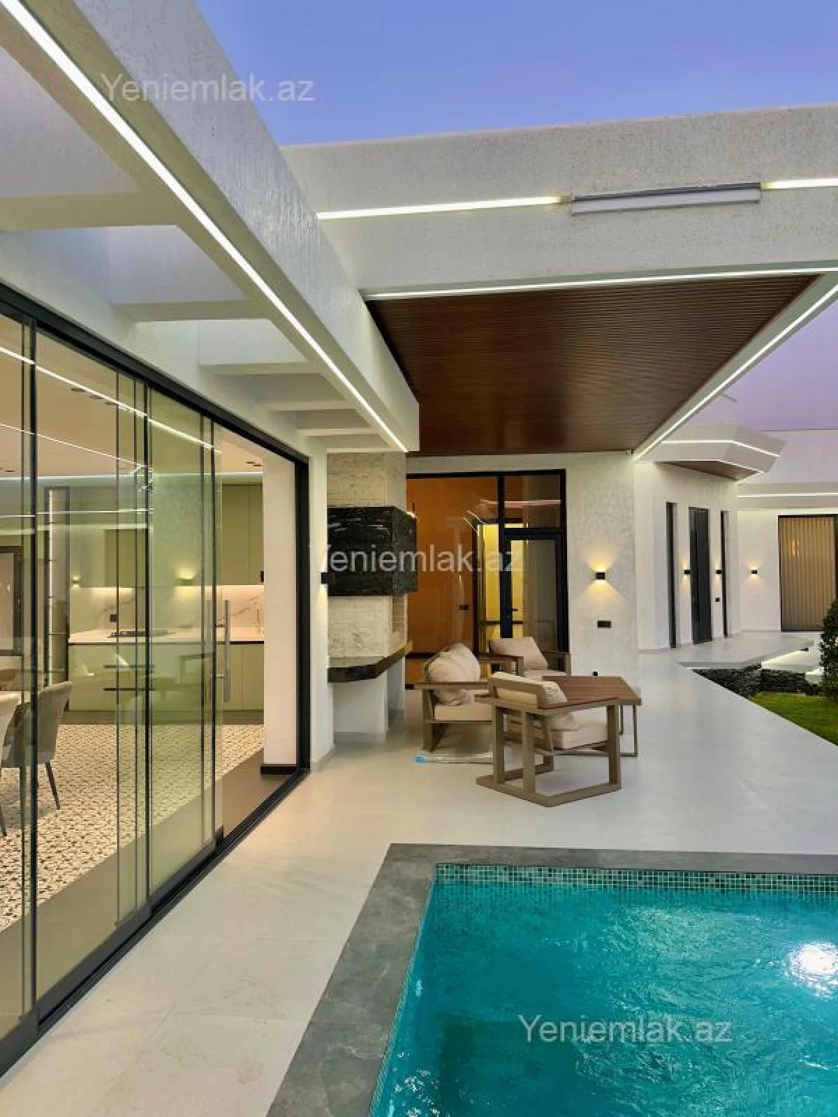 Satılır 5 otaqlı həyət evi 240 m²