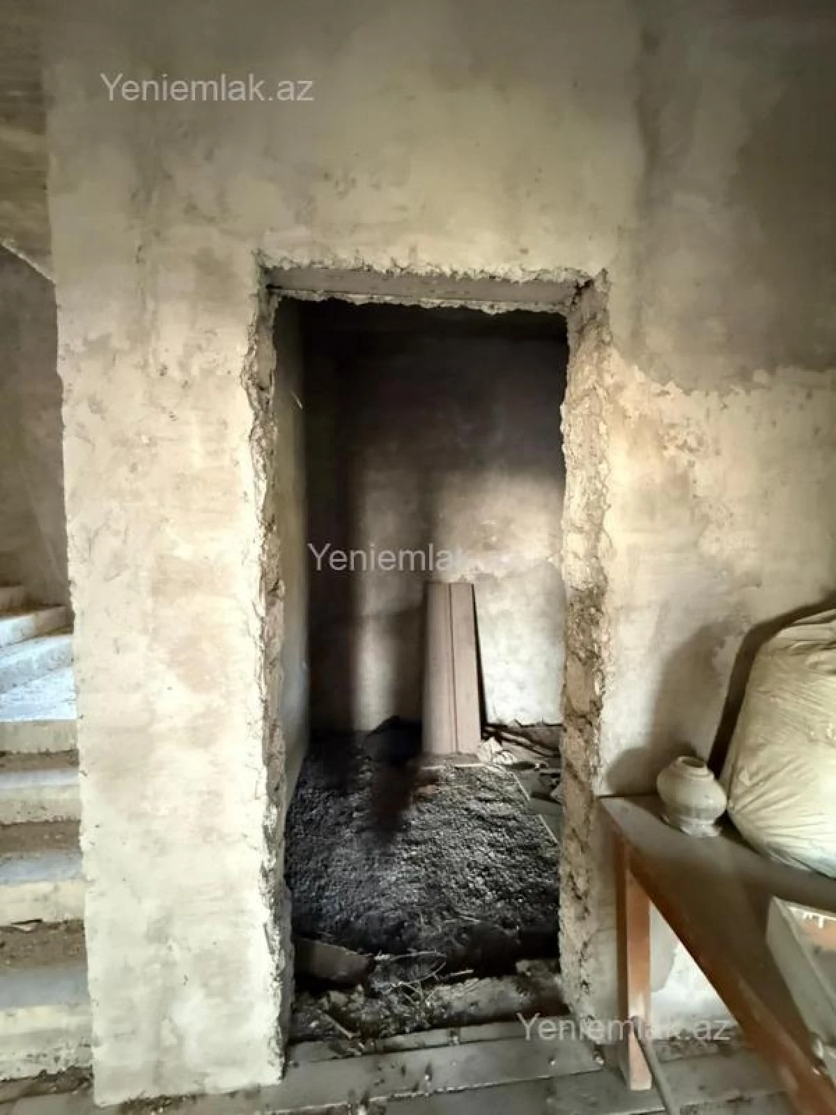 Satılır 8 otaqlı həyət evi 340 m²