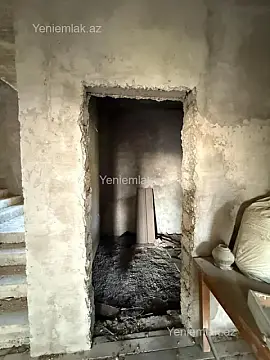 Satılır 8 otaqlı həyət evi 340 m²