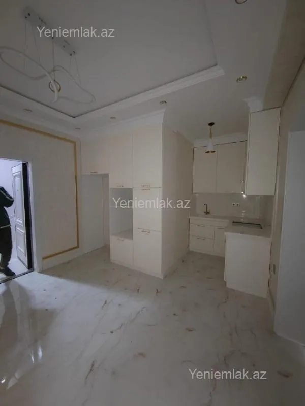 Satılır 2 otaqlı yeni tikili 93 m²