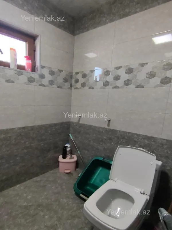 Satılır 4 otaqlı həyət evi 130 m²
