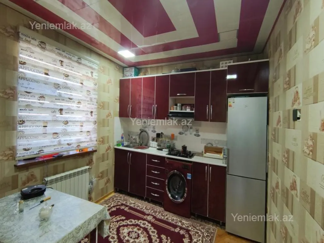 Satılır 4 otaqlı həyət evi 130 m²