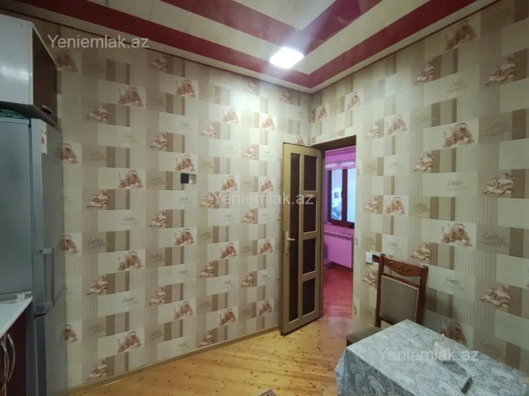 Satılır 4 otaqlı həyət evi 130 m²