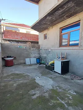 Satılır 4 otaqlı həyət evi 130 m²