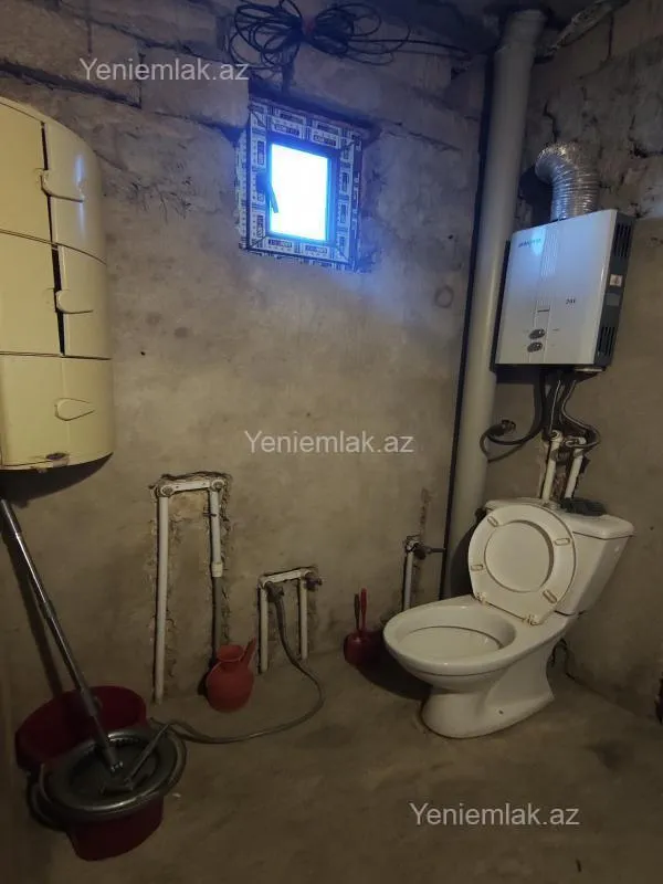 Satılır 4 otaqlı həyət evi 130 m²