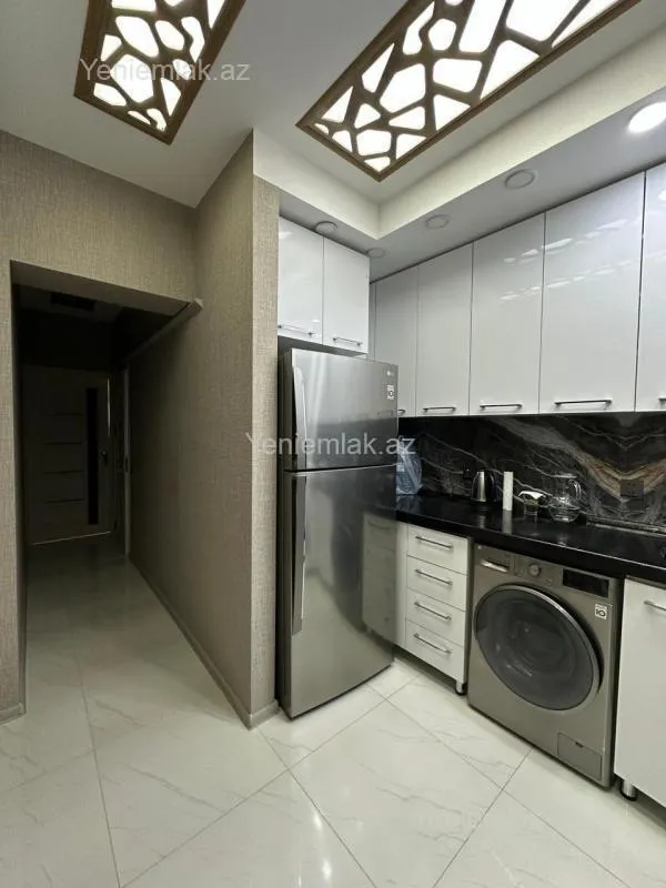 Satılır 3 otaqlı yeni tikili 110 m²