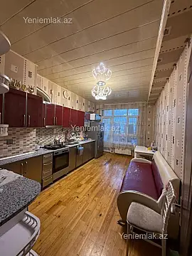 Satılır 3 otaqlı yeni tikili 100 m²