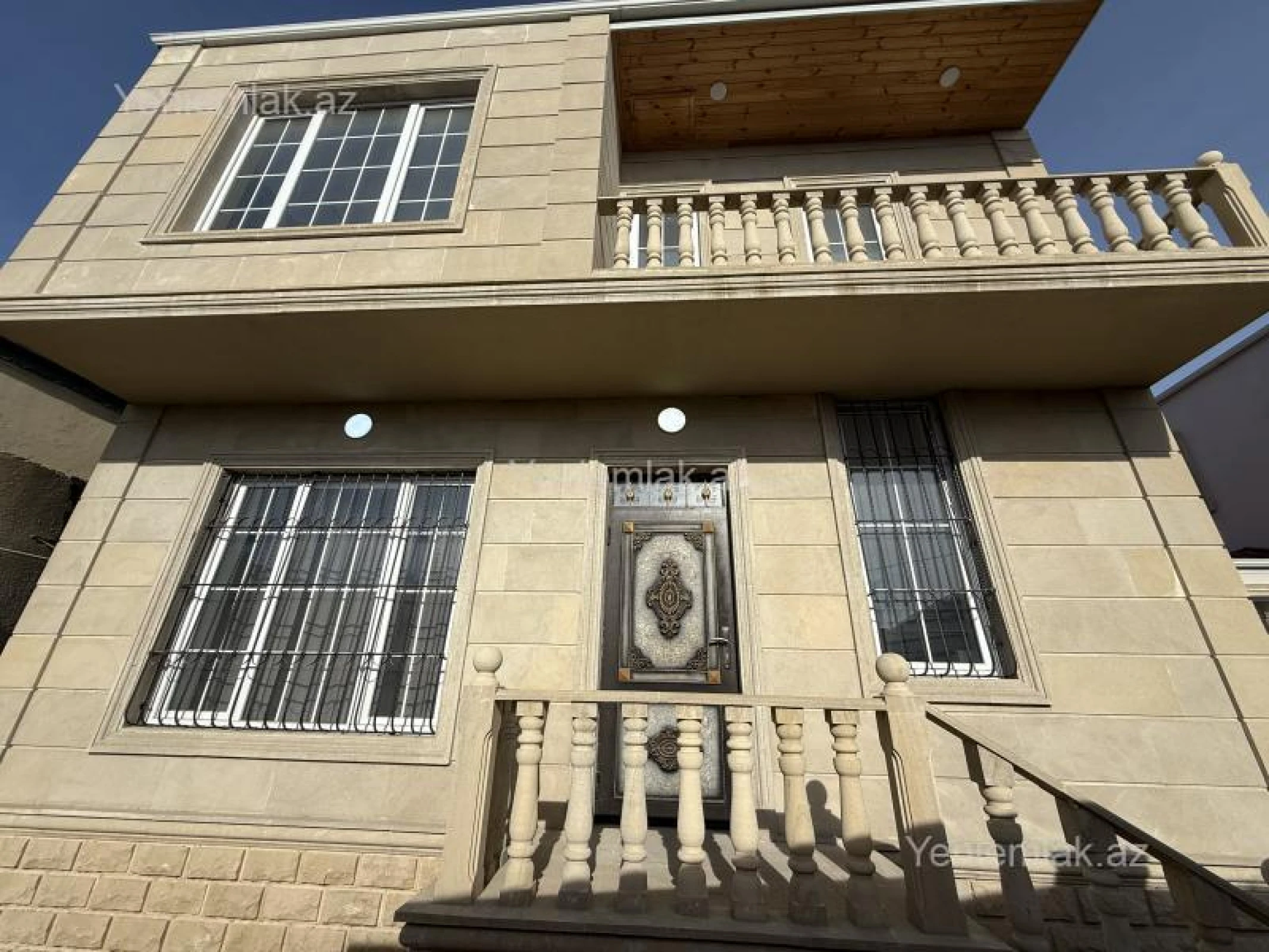 Satılır 5 otaqlı həyət evi 150 m²