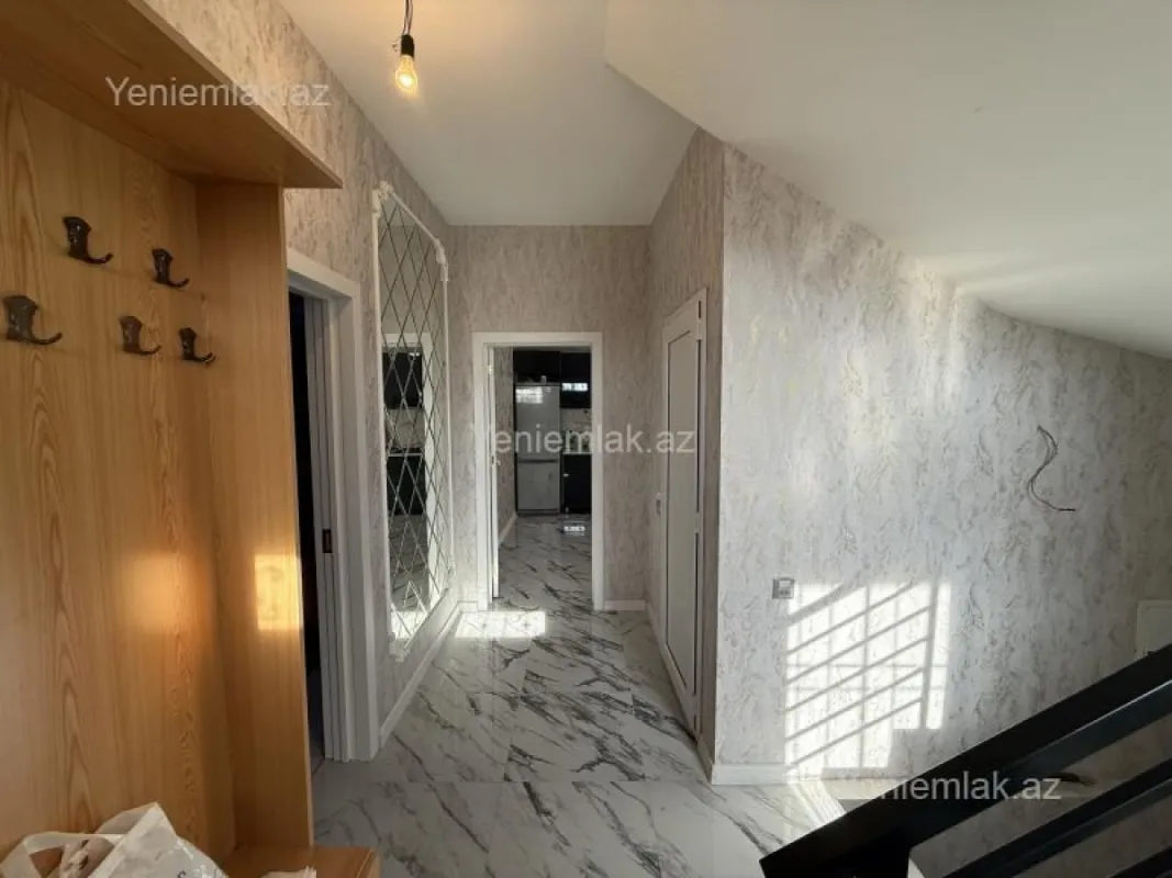 Satılır 5 otaqlı həyət evi 150 m²