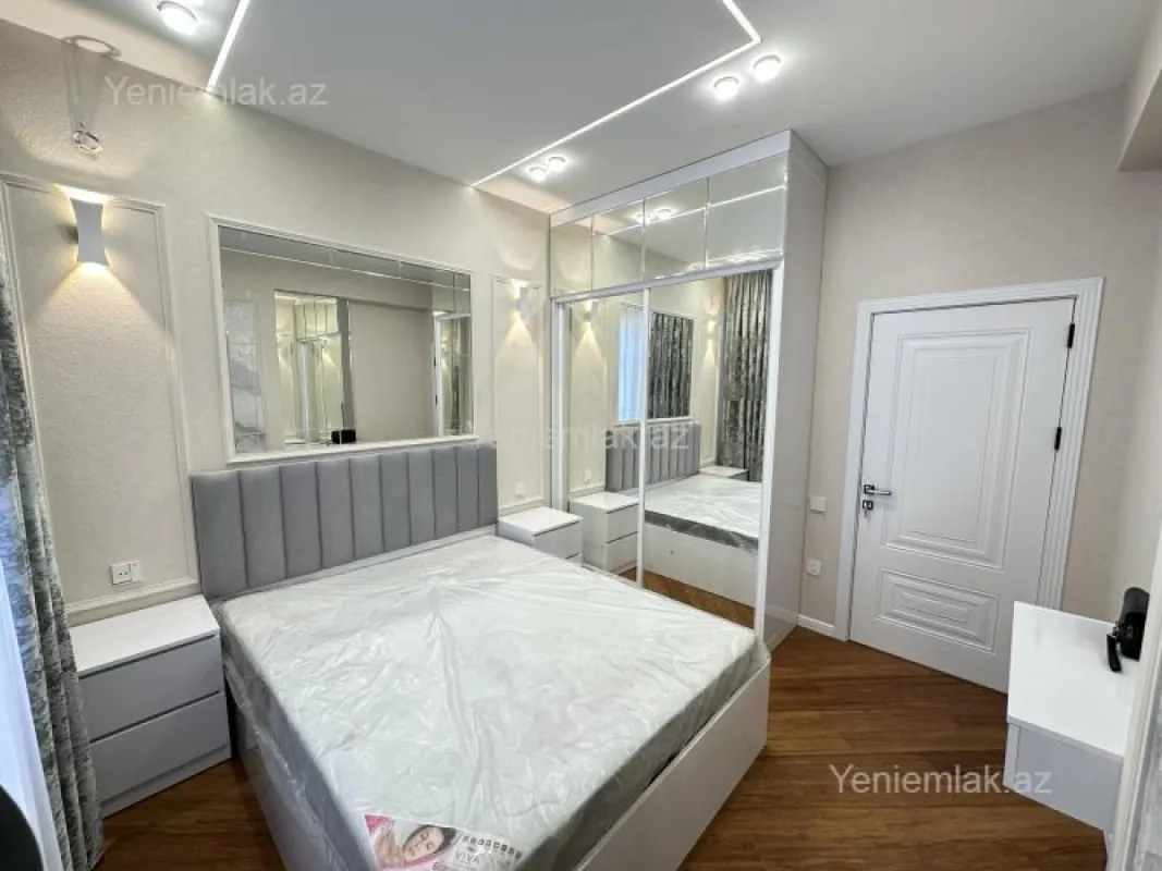 Satılır 2 otaqlı yeni tikili 75 m²