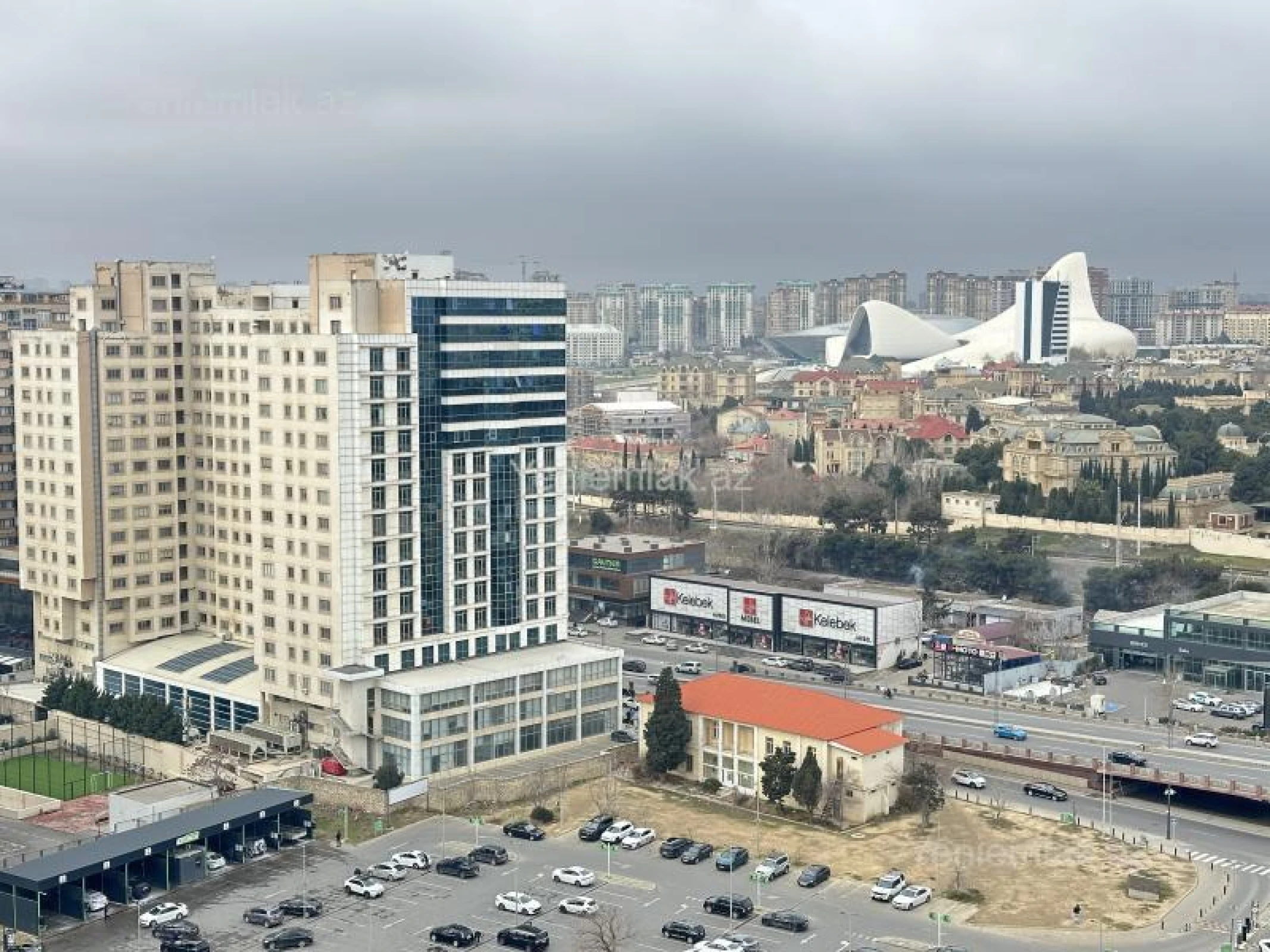 Satılır 2 otaqlı yeni tikili 75 m²