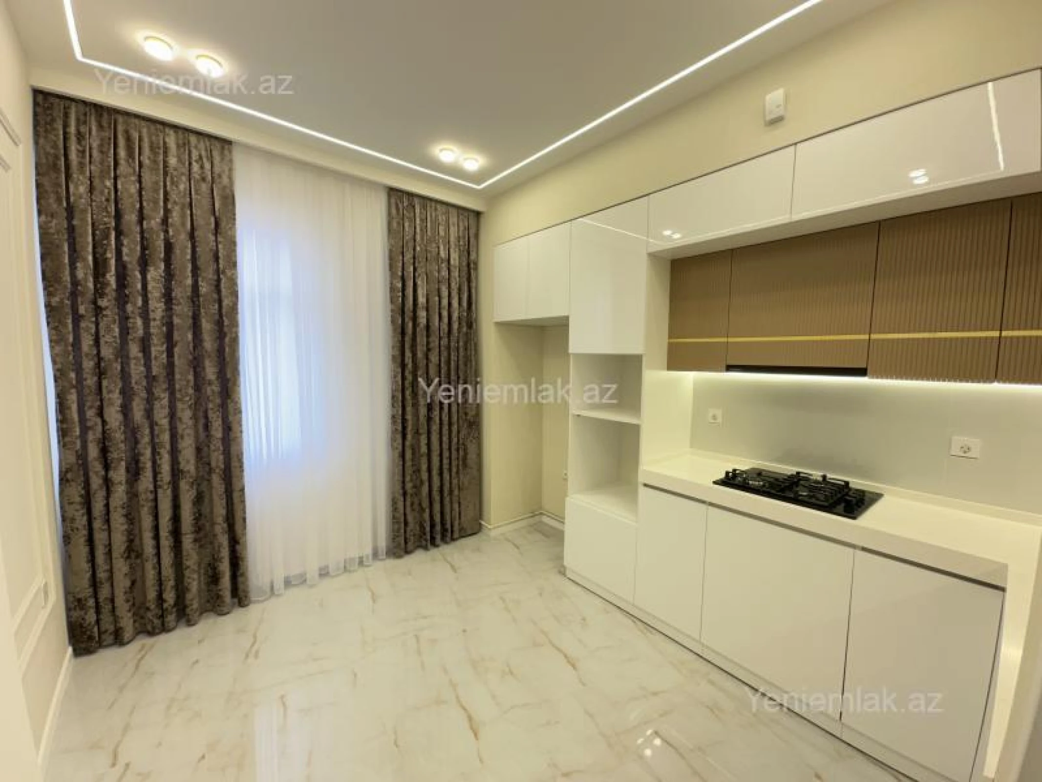 Satılır 2 otaqlı yeni tikili 75 m²