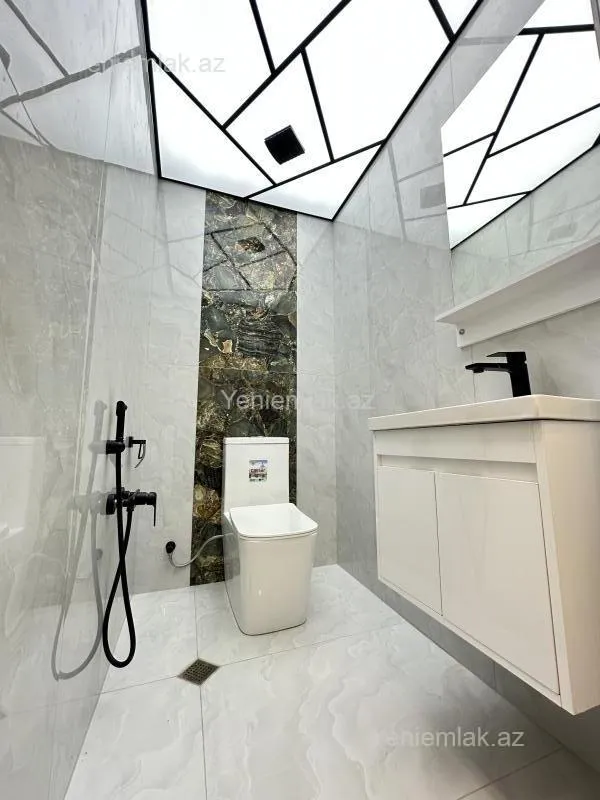 Satılır 2 otaqlı yeni tikili 75 m²