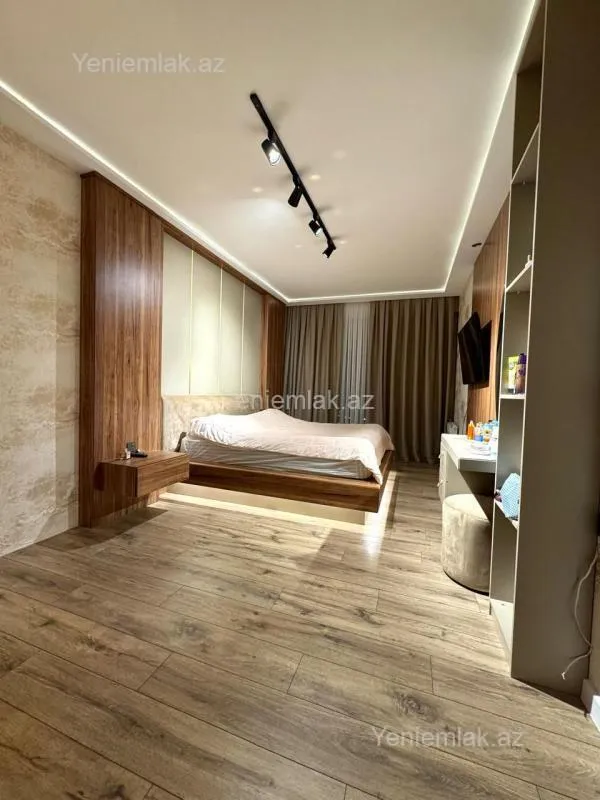 Satılır 3 otaqlı yeni tikili 110 m²