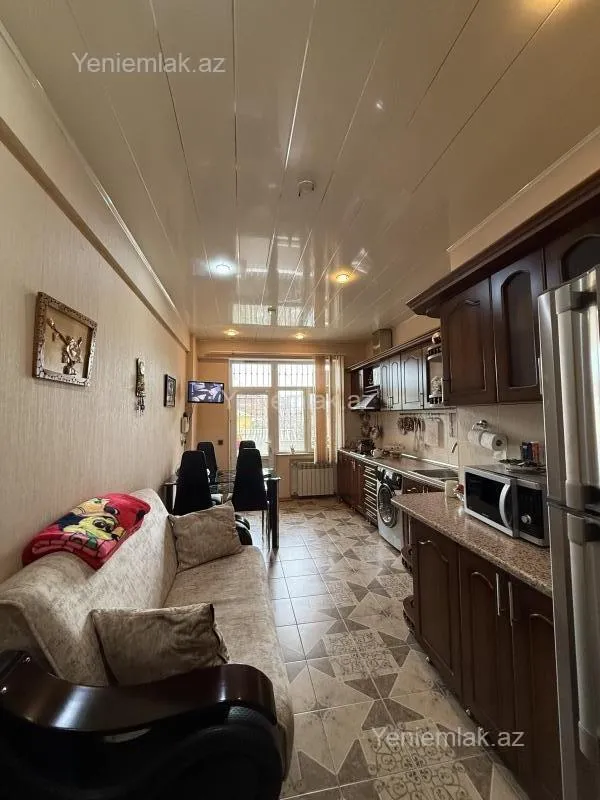 Satılır 3 otaqlı yeni tikili 131 m²