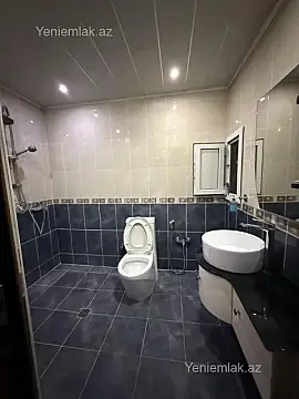 Satılır 3 otaqlı yeni tikili 131 m²