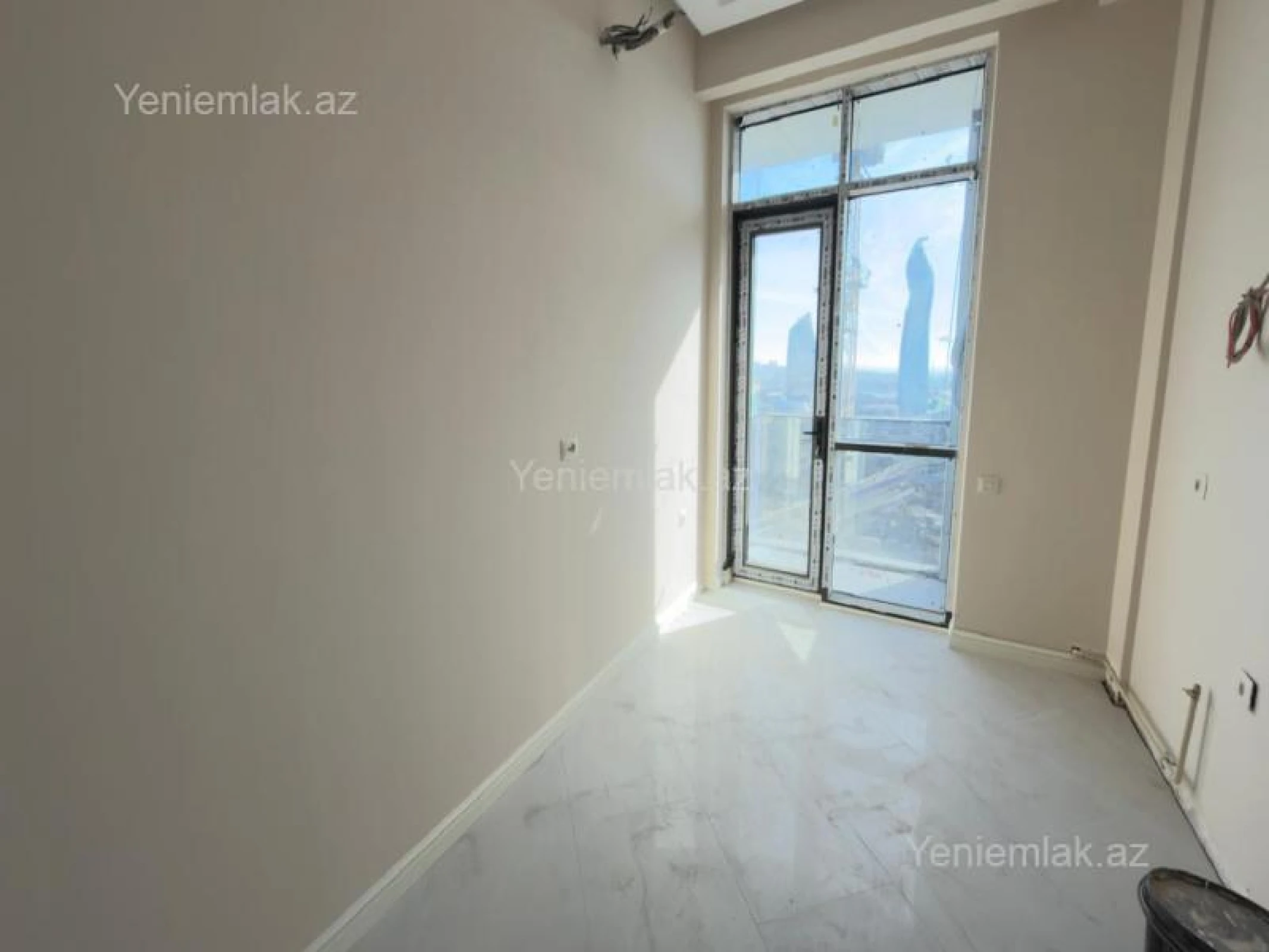 Satılır 3 otaqlı yeni tikili 108 m²