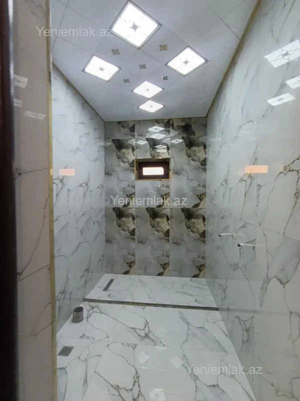 Satılır 6 otaqlı həyət evi 320 m²